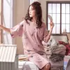 Bata de manga corta para niñas, ropa de casa de estilo coreano con dibujos animados para estudiantes, pijama de verano, vestido largo fino de talla grande fabricante