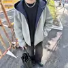 Moletom Cardigan com Zíper Duplo 2026 para Estudantes Homens, Novo Estilo Primavera e Outono, Jaqueta com Capuz Estruturada Pesada Estilo High Street Americano