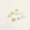 Retenção de Cor Forte Base de Flor de Renda Banhada a Ouro Base de Contas Acessórios para Joias DIY Pulseira Colar Handmade Oco Flor de Seis Pétalas Suporte de Tampa