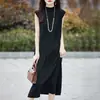 Vestido de punto para mujer, sin mangas, color liso, cuello medio alto, estilo moderno, holgado, adelgazante, lana peinada, parte inferior de punto, se puede usar por fuera