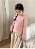 Suéter de cuello alto medio para niña 2026 Nuevo estilo Mezcla de lana infantil Bordado Elegante Tejido Camisa base para niños mayores