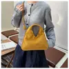 2025 Bolso Nuevo Transfronterizo Bolso de Hombro Mate Estilo Simple para Mujer Bolso Triángulo para Mujer Color Sólido Bolso de Mano Casual