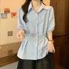 Camisa feminina elegante azul listrada estilo francês de manga curta, verão plus size 2026, top novo slim-fit que afina a cintura