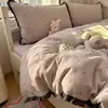 Juego de ropa de cama de cuatro piezas de encaje francés grado A, funda de edredón de gasa de doble capa, sábana plana y sábana bajera, algodón puro, adecuado para dormitorios de estudiantes, juego de tres piezas