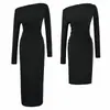 Elegante vestido negro de un solo hombro y manga larga para mujer, perfecto para otoño. Este vestido entallado que realza la figura acentúa tu cintura y caderas, creando una silueta chic y elegante.