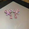 Pendientes de Mariposa y Flor Rosa con Circonita Súper Brillante Aguja de Plata, Lujo Ligero, Gama Alta, Pendientes Exquisitos, Pendientes Versátiles para Mujer