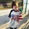 Camiseta Raglan Color Block Estilo Americano Manga Curta para Mulheres, Marca Tendência de Verão, Caimento Solto, Estilo College, Top Manga Meia com Estampa de Bandeira Estrelada