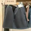 Saia curta casual de secagem rápida para mulheres, novo modelo versátil de outono 2026, saia reta fashion com cintura elástica 492915