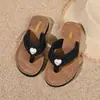 Nuevo modelo de comercio exterior 2026 chanclas planas de flip-flop sandalias de algodón para playa zapatos casuales para mujer verano chanclas de boca de pez