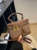 Bolsas para Mulheres 2025 Nova Moda Casual Bolsa Caixa Lona Costurada de Mão Ombro Bolsa Transversal Quadrada Pequena Retrô
