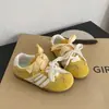 Zapatillas de Entrenamiento Transpirables de Malla para Niñas Estilo Alemán 2026 Verano Nuevas Zapatillas con Lazo para Niños Suela Suave Zapatos Casuales para Bebé