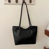 Nova bolsa de axila de alta qualidade para o início do outono de 2026, bolsa de ombro simples de grande capacidade, bolsa tote para o dia a dia, bolsas femininas no atacado