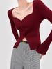 Año Nuevo Rojo Rojo vino vintage Suéter ajustado para mujer Otoño e Invierno Cuello cuadrado Cuello ondulado Hebilla Abertura en la base Top