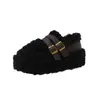 Sapatos Femininos Peludos de Solado Grosso 2026 Novo Estilo Forrados com Lã de Cordeiro Fivela Dupla Retrô para Exterior Quentes com Solado Macio Slip-on