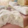 Juego de ropa de cama de cuatro piezas de algodón puro con estampado floral pastoral funda de edredón sábana para cama temporada universal todo algodón estilo fresco estilo sábana bajera