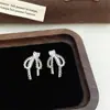 Pendientes de Flor Perla Zirconia Estilo Retro Francés Elegantes y Suaves para Mujer, Lujo Ligero, Exquisitos y de Alta Gama, Hermosos Pendientes