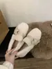 Primer Encuentro Ji Zapatos de Piel Blanca Zapatos de Mujer 2026 Otoño Invierno Felpa Adicional Zapatos de Algodón Cálidos Zapatos de Algodón Versátiles Frijol