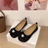 Sapatos de Salto Único com Laço de Strass Estilo Coreano Nova Coleção Primavera/Outono 2026 Estilo Festa Sapatos Versáteis para Avós Mocas para Mamãe