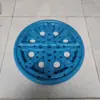 Reemplazo asiento de taburete plástico asiento de taburete redondo hueco engrosado panel de ocho agujeros plástico vulcanizado taburete de barra de acero moldeo por soplado con tapa