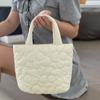 Bolso de Mano de Flores Suaves Bolso Pequeño Fresco Artístico para el Almuerzo Bolso de Mano Acolchado Estudiante Almuerzo Bolsa para Lonchera