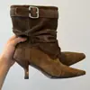 2026 Botines Nuevos Estilo Coreano Hebilla Retro Tacón Alto Punta Cuadrada Sin Cordones Botas de Tacón Apilado Botas de Media Caña con Tacón Fino para el Viaje Diario de Mujer