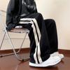 Calças esportivas e de lazer da marca da moda, estilo Hong Kong, calças retas da moda para todos os estilos, calças largas com listras laterais para estudantes