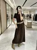 Nuevo Vestido de Punto Trenzado Estilo Retro Francés para Mujer Otoño 2026, Línea A que Ceñe la Cintura, Largo por Encima de la Rodilla, Suave y Adelgazante
