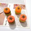 Mini Acessórios de Resina em Formato de Caqui 3D DIY Cola de Creme Presilhas de Cabelo Elásticos de Cabelo Brinquedos de Comida Miniatura Realistas