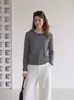 Diseño de punto de manga larga a rayas estilo coreano de dos piezas falsas, versátil para ir al trabajo, top de punto interior holgado casual 9802