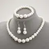 Collar de perlas, pendientes, pulsera, conjunto de tres piezas, personalidad, temperamento, accesorios sencillos, moda, viajero, collar de diamantes.