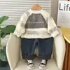 2025 Novo Moletom de Veludo de Inverno Meninos Conjunto de Duas Peças Estilo Coreano Solto Casual Retalhos Listrado Manga Longa Tendência
