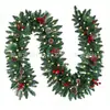 Guirlanda de Natal em PVC com Agulhas de Pinheiro Misturadas com Frutas Brancas e Vermelhas 2,7m Decoração de Rattan Estilo Europeu para Lareira