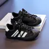 Zapatos de Lona con Cabeza de Concha para Niñas 2026 Nuevo Estilo Otoño Versátiles para Niños Zapatos Deportivos Casuales Ligeros para Niños