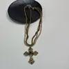 Pingente de Cruz Cravejado com Diamantes Estilo Gótico Colar de Contas em Camadas Múltiplas Punk Personalizado Hip-Hop Doce Cool Corrente para Clavícula para Mulheres