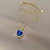 Colar Cruzado Azul Popular de Amor para Mulheres, Temperamento de Luxo Leve, Cheio de Diamantes, Corrente de Clavícula Fashion e Versátil, Aço Titânio Que Não Desbota