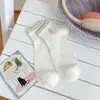Calcetines Bordados Lindos Estilo Coreano para Mujer, Calcetines Cortos sin Costuras, Malla Fina Transpirable de Primavera y Verano, Calcetines Casuales de Dibujos Animados para Tobillo, Calcetines Cortos de Algodón