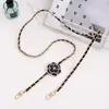 Estilo Coreano Pequeña Perla Fragante Camelia Cadena Cruzada Cadena de Cuero Correa para Teléfono Móvil Cadena para Teléfono Móvil Anticaída Pequeño Regalo para Mujeres