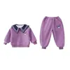 Moletom para Menina Manga Longa Conjunto com Plus Velvet Bebê Espessado Casual Gola Polo Conjunto de Duas Peças Roupas de Inverno Infantis