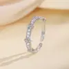 Anillo de Encaje Flor de Iris con Pedrería, Estilo Dulce-Cool Retro Milenio, Anillo de Flor Cruzada con Encaje y Pedrería, Venta Caliente en Transmisión en Vivo