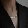Cadena de Collar Plana Hueso de Serpiente Hoja Simple Diseño de Temperamento Exquisita Moda Versátil Estilo de Alta Gama Mismo Estilo para Hombres y Mujeres
