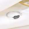 Anillo abierto de pluma retro personalizado de plata esterlina S925, elegante joyería de nicho, anillo de hoja simple de tamaño pequeño para mujer