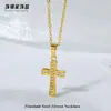Accesorios de Collar con Colgante de Cruz de Acero de Titanio y Circonita Europeos y Americanos para Mujer, Lujo Ligero, Acero Inoxidable de Alta Gama, Cadena para Clavícula que No se Desvanece