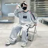 Ropa para niños para niños, conjunto de sudadera de otoño, nuevo estilo primavera y otoño 2026, elegante y deportivo para niños mayores en otoño