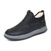 Estilo Novo Inverno 2026 Tênis Pai Botas de Algodão Slip-On Botas de Neve Engrossadas Sapatos de Algodão Confortáveis e Quentes para Pessoas de Meia-Idade e Idosos
