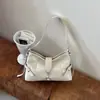 Versátil bolso de axila, bolso cruzado, popular bolso para mujer, bolso de hombro moderno y texturizado, bolso cuadrado pequeño de alta gama para el otoño