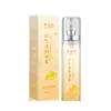 Spray bucal refrescante de 20 ml con fragancia de larga duración y aroma afrutado.