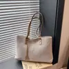 Bolsa Tote de Tecido Tricô Retro para o Dia a Dia com Alça Única 2026 Nova Coleção Primavera Grande Capacidade Simples e Estilosa