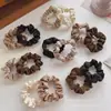Cuerda para el Cabello de Seda Marrón de Gama Alta para Mujer, Anillo de Intestino para Atar el Cabello, Cubierta de Cuero de Aspecto Caro, Elegante, Accesorios para el Cabello de Intestino, Goma Elástica