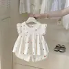 Conjunto Floral para Meninas 2025 Novo Estilo Conjunto Trendy de Duas Peças para Bebês Meninas Conjunto Curto de Verão