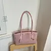 Bolso grande de alta moda retro estilo coreano para mujer, nuevo bolso de hombro casual para commuting 2026, bolso de mano tipo tote